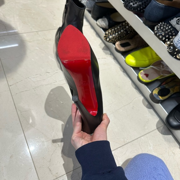 COPY - Louboutin leather boots - Picture 4 of 5